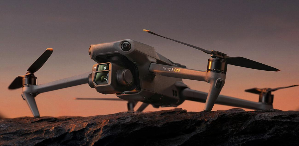 Квадрокоптер DJI Mavic 3