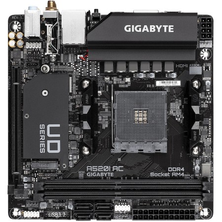 Mатеринська плата GIGABYTE A520I AC sAM4 mini-ITX (A520I AC)