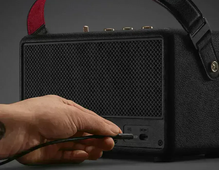 Функція Powerbank Marshall Kilburn III