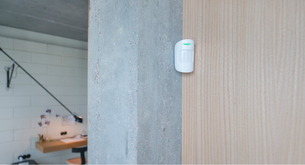 Принцип роботи у Бездротовий датчик руху Ajax MotionProtect Plus (White)