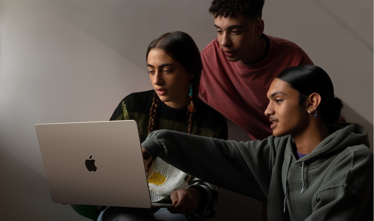 Переваги Macbook air 15"