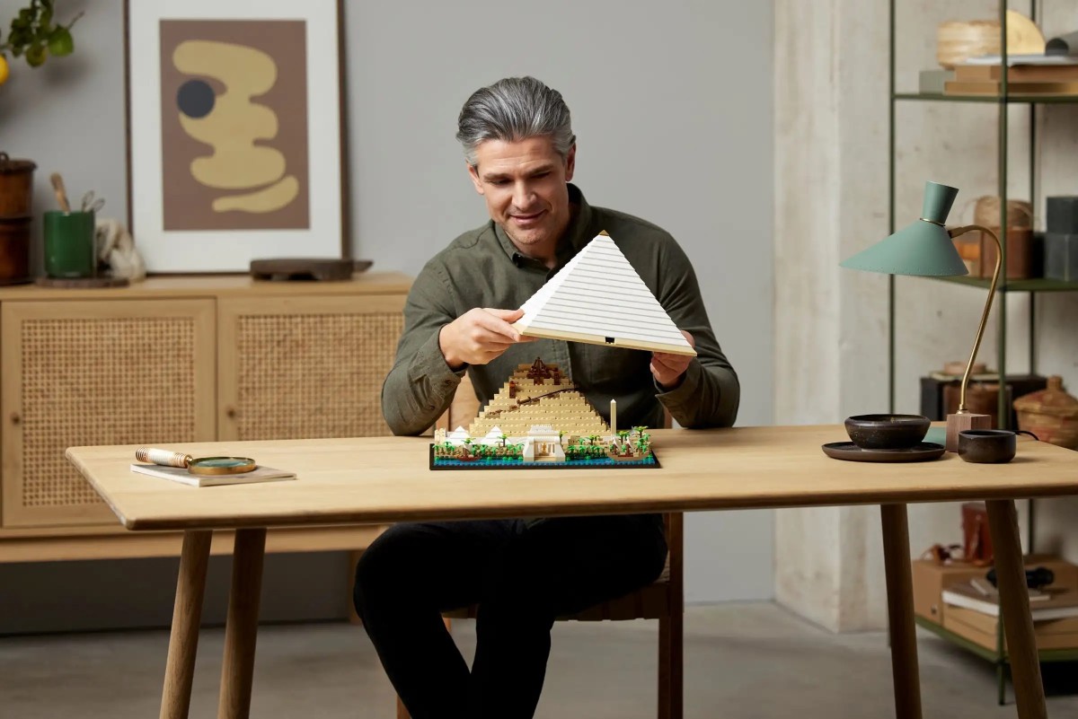 Конструктор LEGO для дорослих